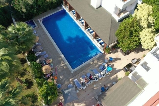 Navy Hotel _ İçmeler’de Serinleten Ve Huzur Veren Havuz Keyfi (6