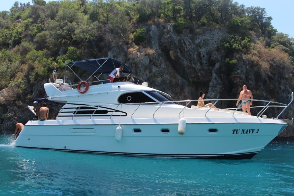 Jacht Tunavy 3 w marinie Kemer