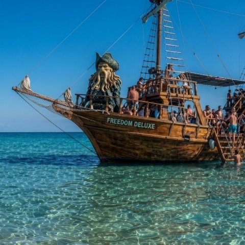 Antalya pirate boat tour with foam party