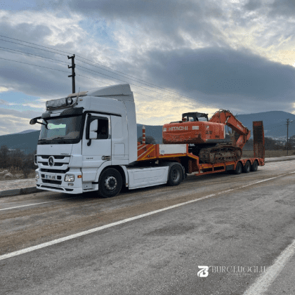 Gaziantep’te Lowbed Taşımacılığı Nedir? Ağır Yükler İçin Güvenli ve Etkili Çözüm