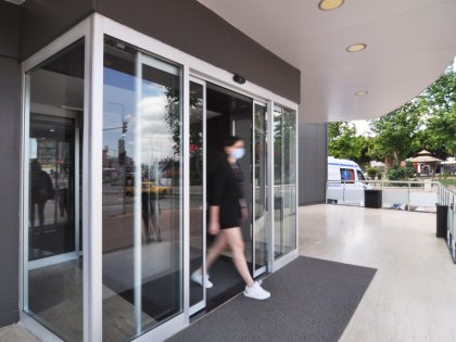 Otomatik Kapılarda Emniyet Tedbirleri Nasıl Olmalı?