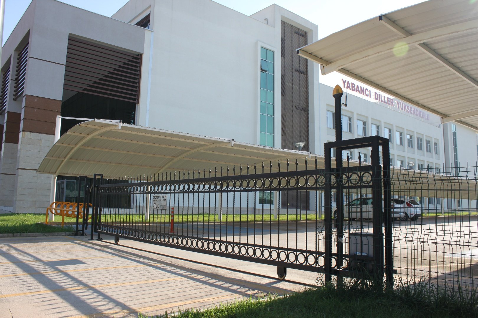 Akdeniz Üniversitesi Yabancı Diller Fakültesi