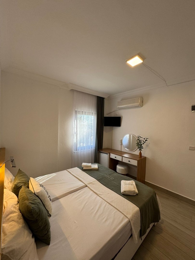 Avşa Standart Oda 03 (5)