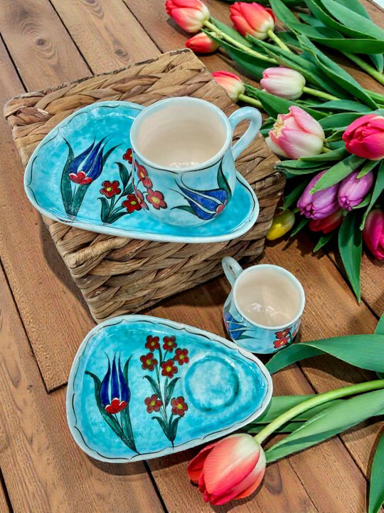 El Boyaması Turkuaz Lale Desenli 2'li Seramik Fincan Takımı