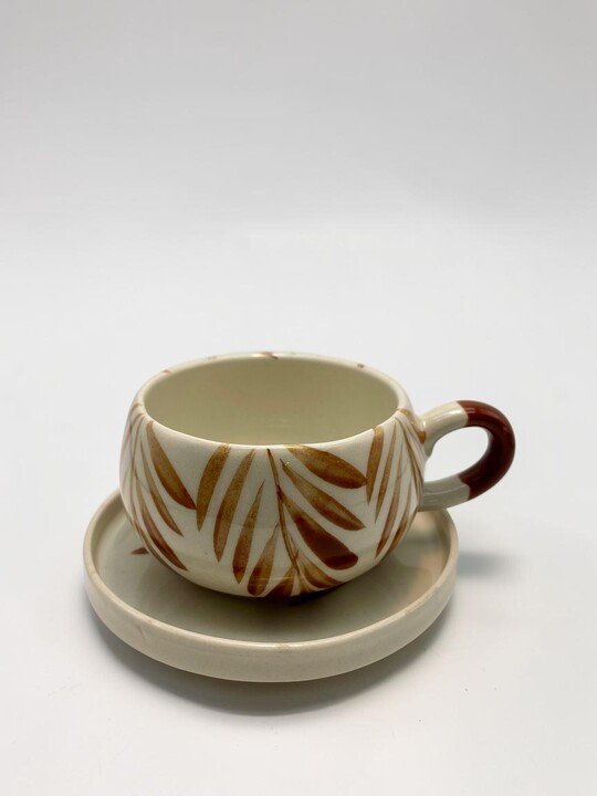 Tabaklı Kupa Bardak Kahverengi Uzun Yaprak Desenli