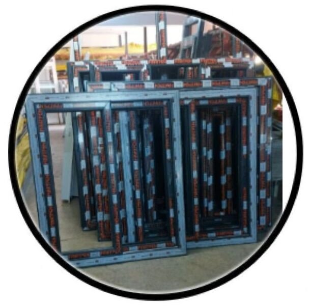 Pixiz-16-12-2025-15-52-25 (2) (1)