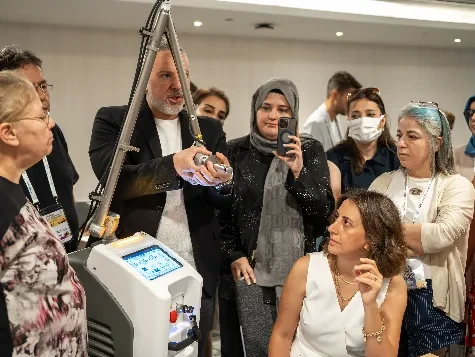 Dr. Eser AGAR