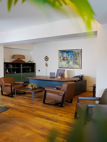 Genel Cerrah Op. Dr. Burhan Karabağ / İzmir