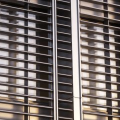 Vertical-Louver-Systems1