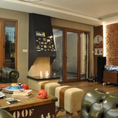 Hobby House 14
