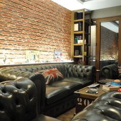 Hobby House 112