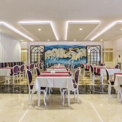 Main Restaurant4