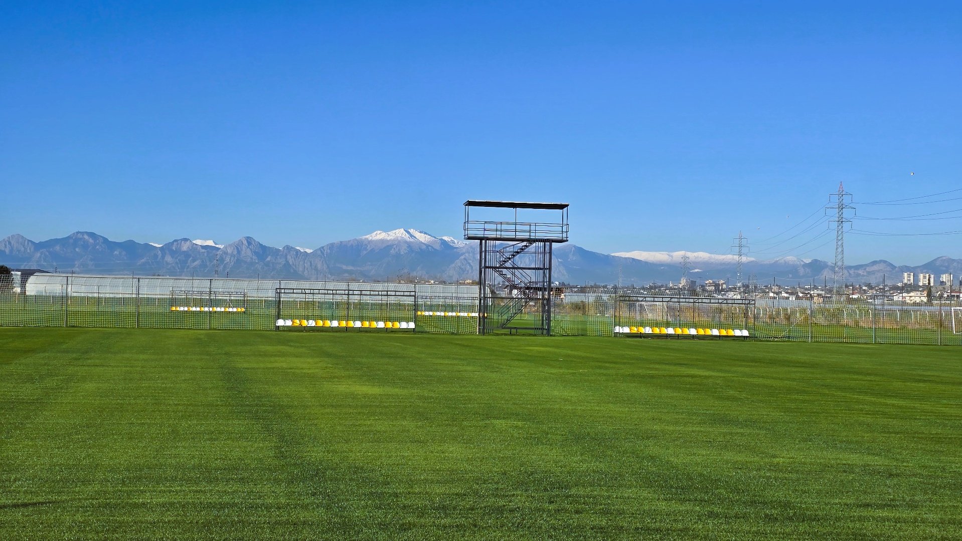 tssFC Fussballplätze Lara / Never Give Up Football Center