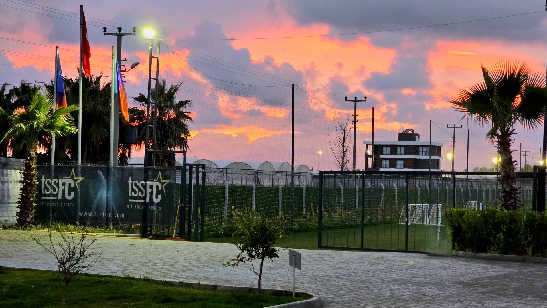 tssFC Fussballplätze Lara / Never Give Up Football Center