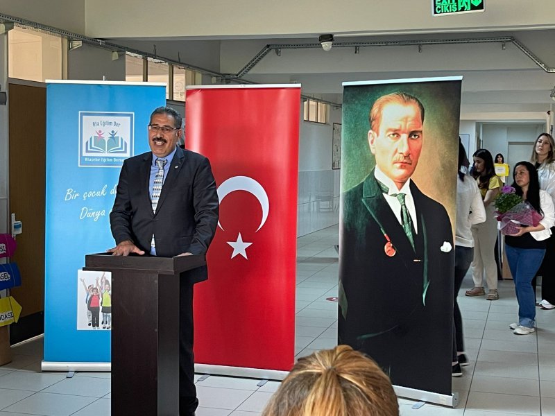 Ataşehir Eğitim Derneği, hizmette sınır tanımıyor.