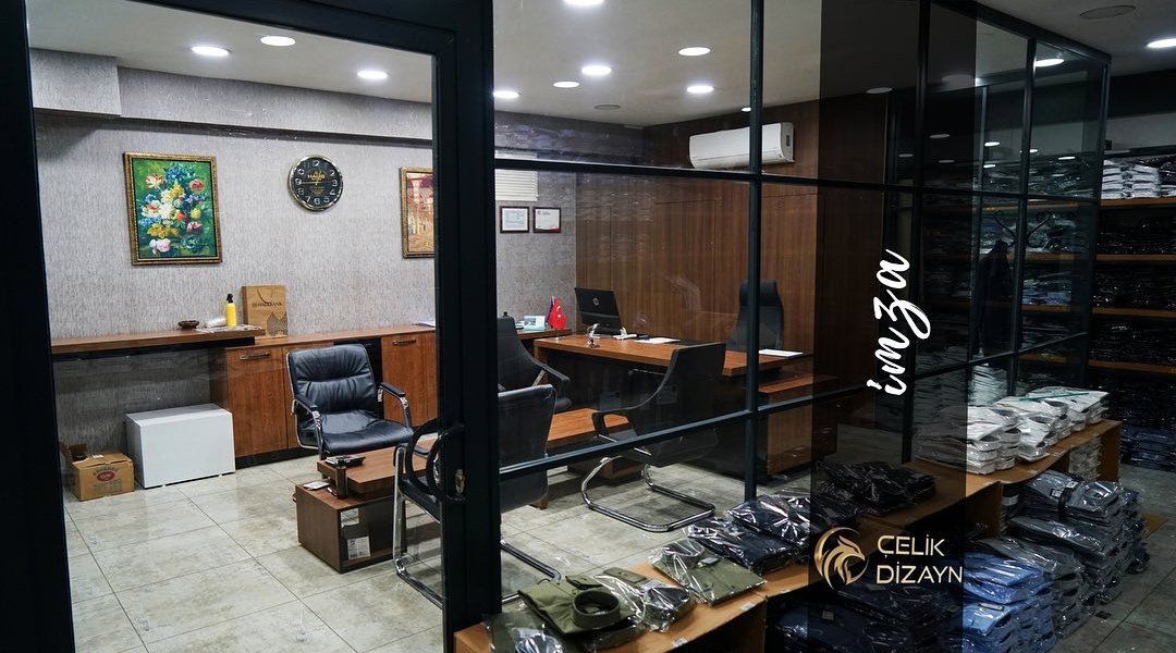 Screenshot_2022-06-01-18-59-25-935_com.instagram.android copy