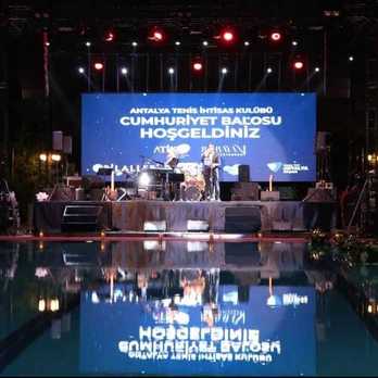 21ebfdb4-261e-437f-904d-856dedb49172