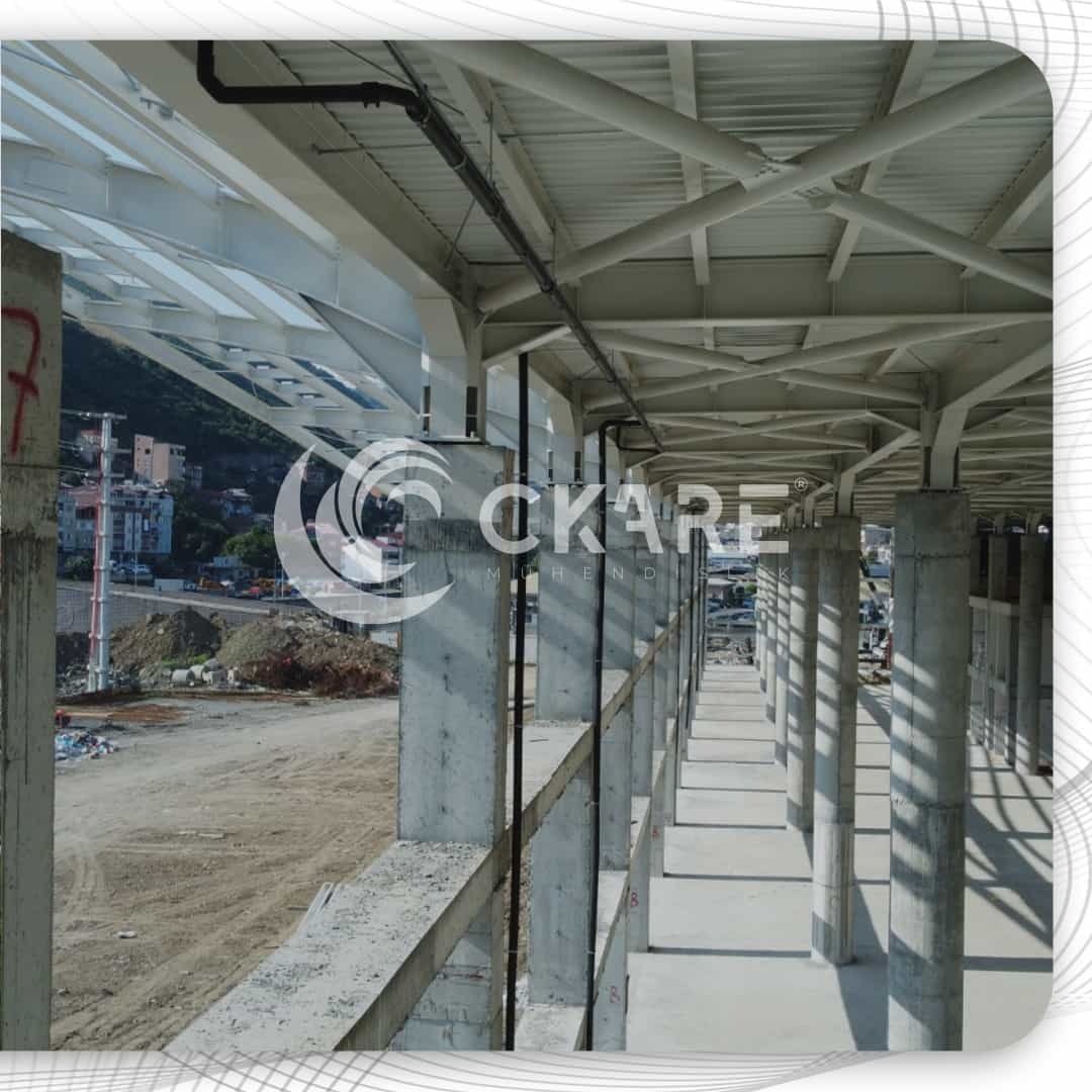 Terminal Peron Alanında Çelik Konstrüksiyon Montaj Detayı- ckare mühendislik