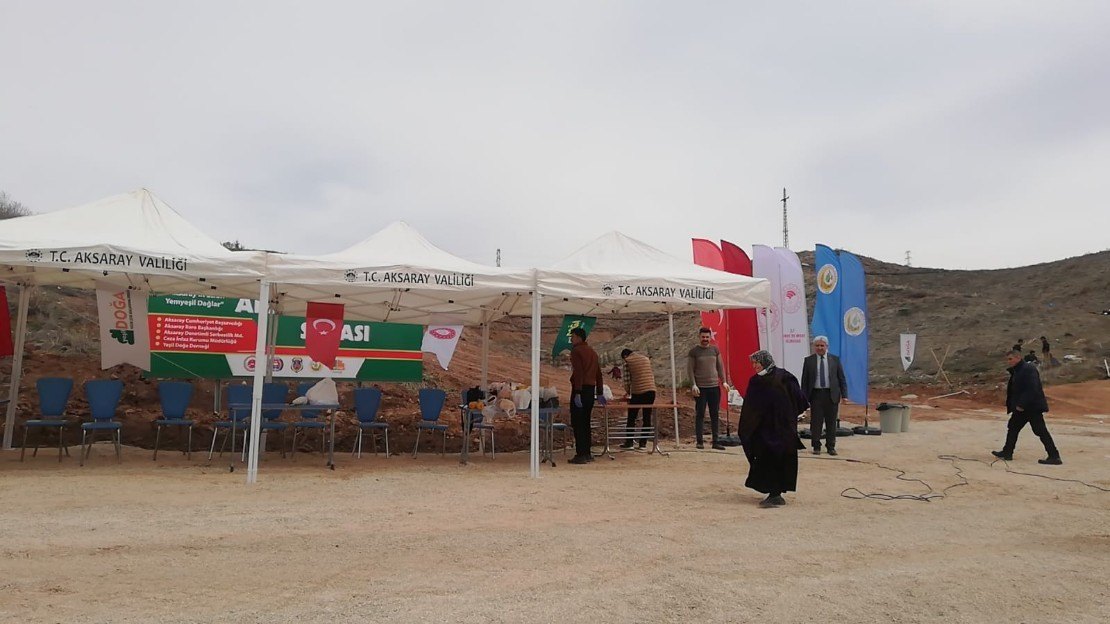 3b0d5a61-7ef8-4bcc-b78a-71b4346f72b1