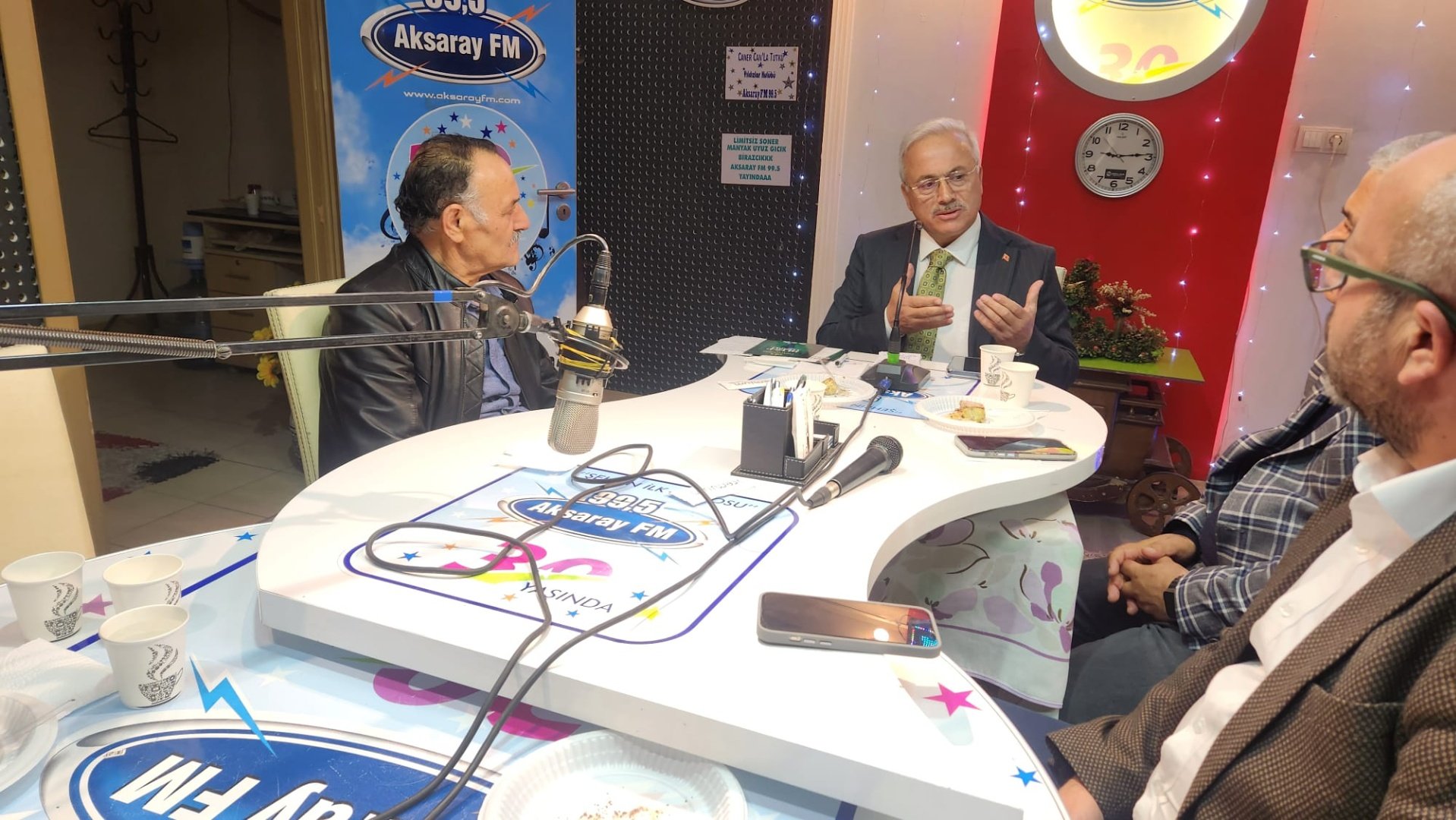 A3283F5D-3Cae-4C90-8517-Fb23Dc31C719