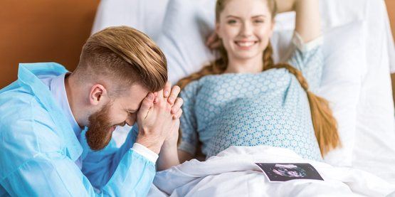 体外受精（IVF）-评论