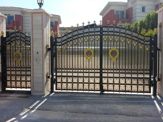Çift Kanatlı Ferforje Kapılar | Estetik ve Güvenlik